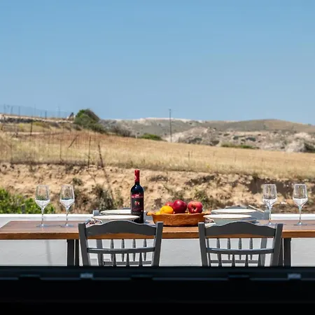 Milos Bay View * Zefiria