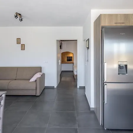 Milos Bay View * Zefiria