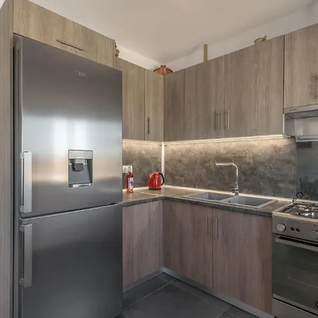 Milos Bay View * Zefiría